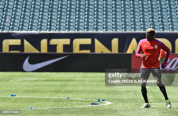 Gyasi Zardes of the US national team warms up during a training session in Philadelphia on June 10 on the eve of US's Copa America Group C first...