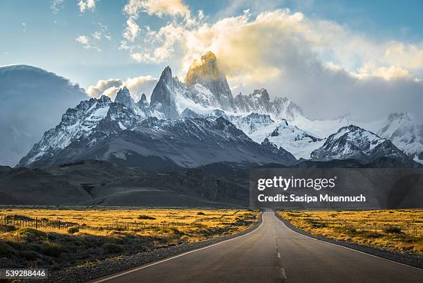 a road to el chalten - chalten stock pictures, royalty-free photos & images