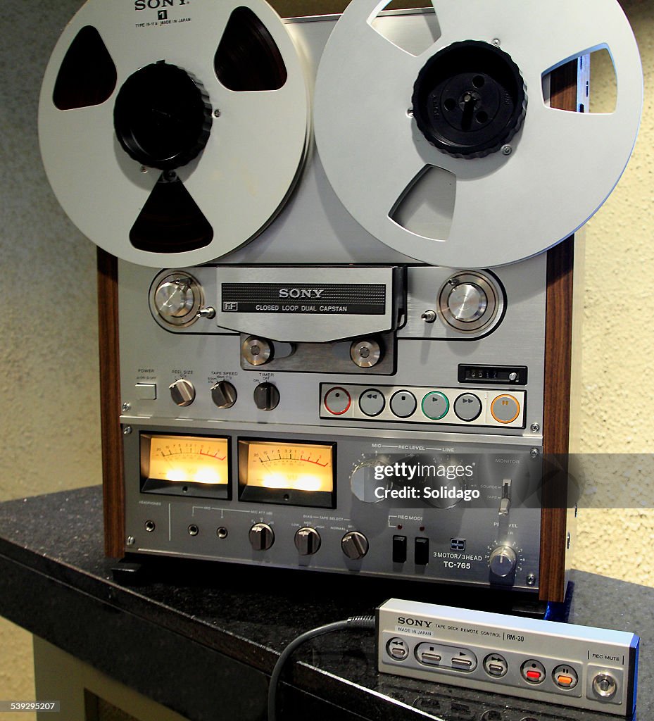 Sony Reel To Reel Sound Tape Recorder High-Res Stock Photo - Getty Images