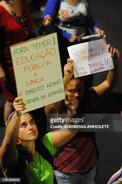 Supporters of Brazilian suspended President Dilma Rousseff protest against acting president Michel Temer at the Esplanada dos Ministerios in...