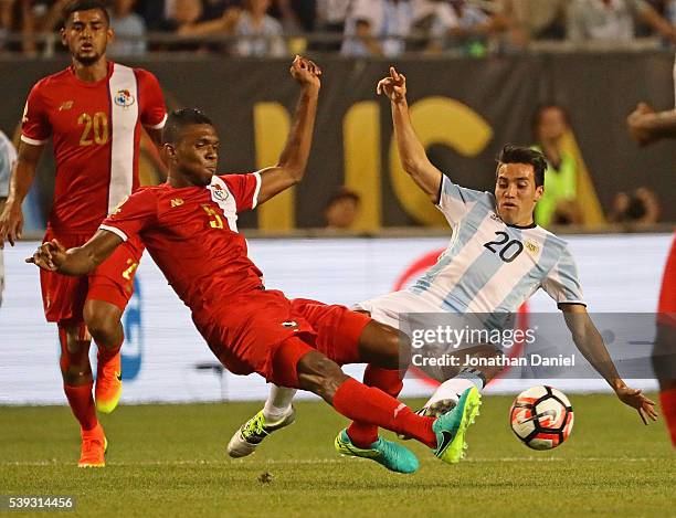 Roderick Miller of Panama knocks the ball away from Nicolas Gaitan of Argentina during a match in the 2016 Copa America Centenario at Soldier Field...