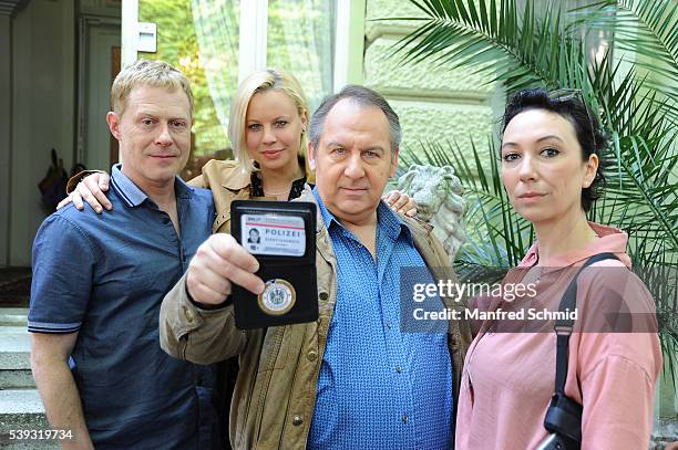 Andreas Lust, Katharina Strasser, Wolf Bachofner and Ursula Strauss pose during the 'Schnell ermittelt' on set photo call on June 8, 2016 in Vienna,...