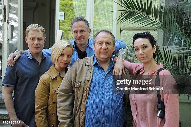 Andreas Lust, Katharina Strasser, Michi Riebl, Wolf Bachofner and Ursula Strauss pose during the 'Schnell ermittelt' on set photo call on June 8,...