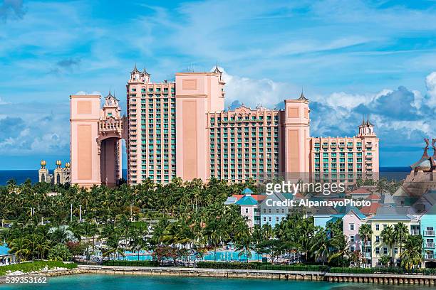atlantis paradise island resort - bahamas city stock pictures, royalty-free photos & images