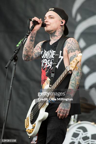 Aaron Stringer Ahren Stringer of The Amity Affliction performs onstage during day 1 ...