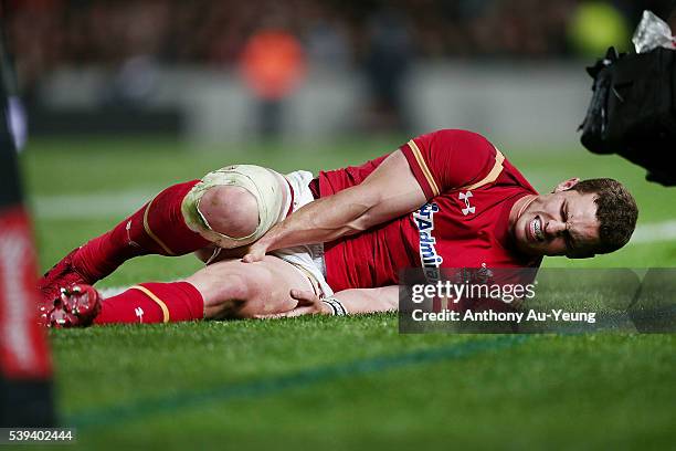 Hamstring Injury Photos and Premium High Res Pictures - Getty Images