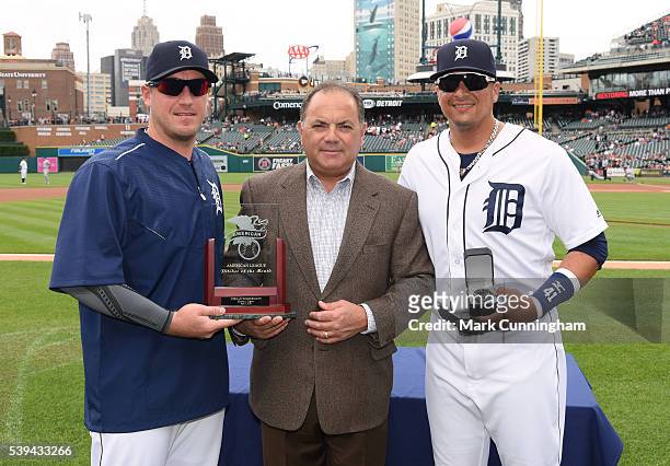 Detroit Tigers Executive Vice President of Baseball Operations and General Manager Al Avila presents Jordan Zimmermann with his American League...