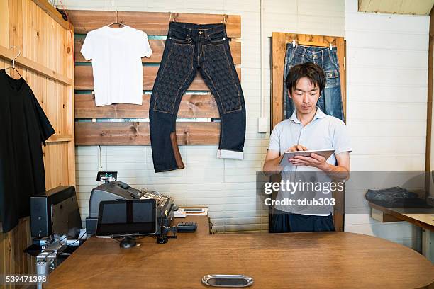 87 Area Code 303 Stock Photos, High-Res Pictures, and Images - Getty Images