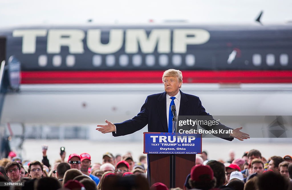 Republican Presidential Candidate Donald Trump Campaigns in Ohio