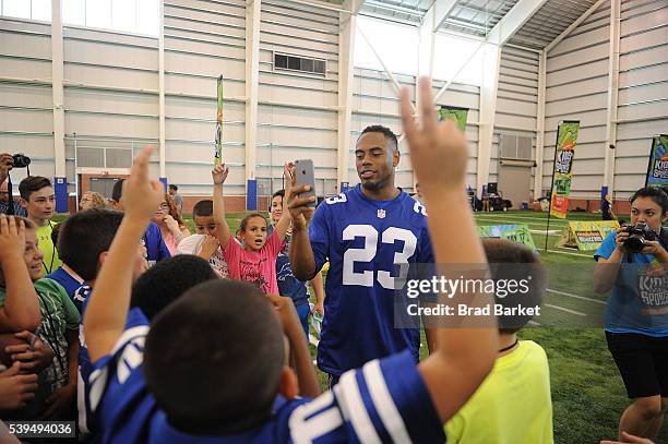 Rashad Jennings attends Nickelodeon and The New York Giants Host Tryouts for the "Triple Shot Challenge: Kids' Choice Sports $50,000 Perfect Pass...