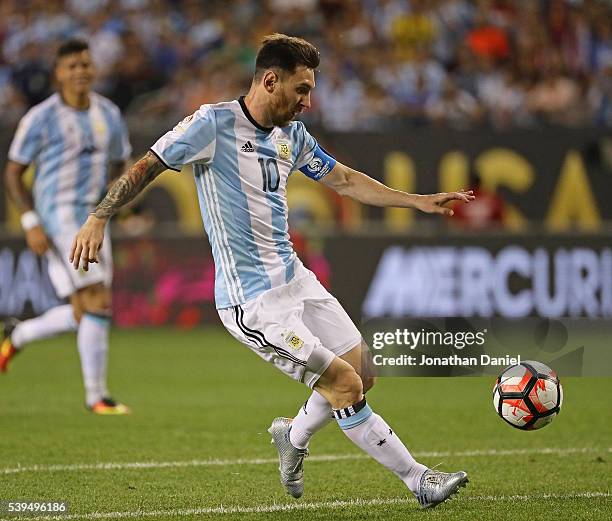 Lionel Messi of Argentina controls the ball on his way to scoring his third goal against Panama during a match in the 2016 Copa America Centenario at...