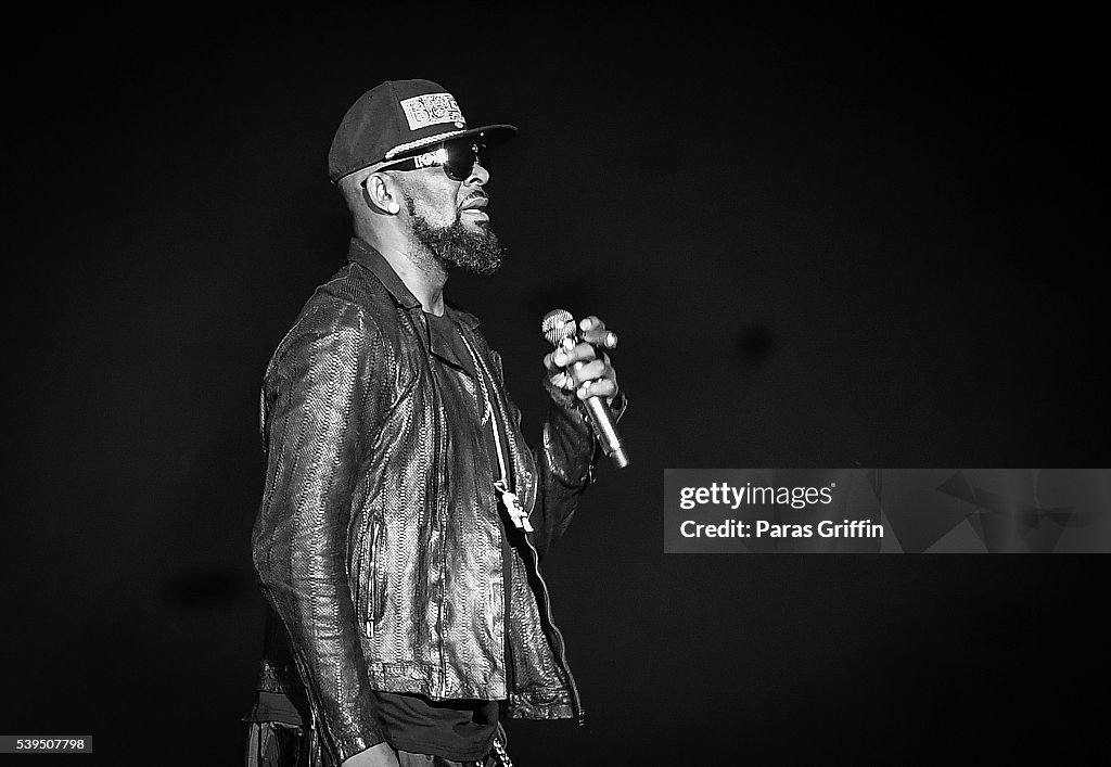 R. Kelly In Concert - Atlanta, Georgia
