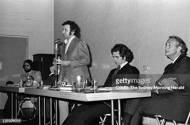 Secretary of the Builders Labourer Federation Jack Mundey addressing a public meeting on city development at The Rocks on 30 October 1972. ALP...