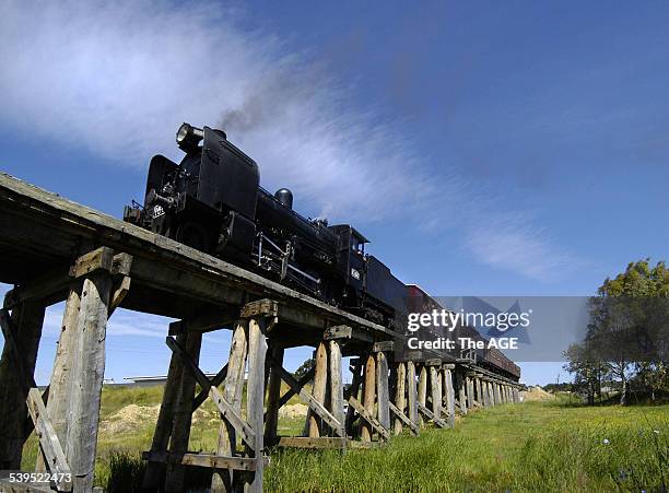 Goldfields Train 433 Goldfields Open Stock Photos, High-Res Pictures, and Images - Getty ...