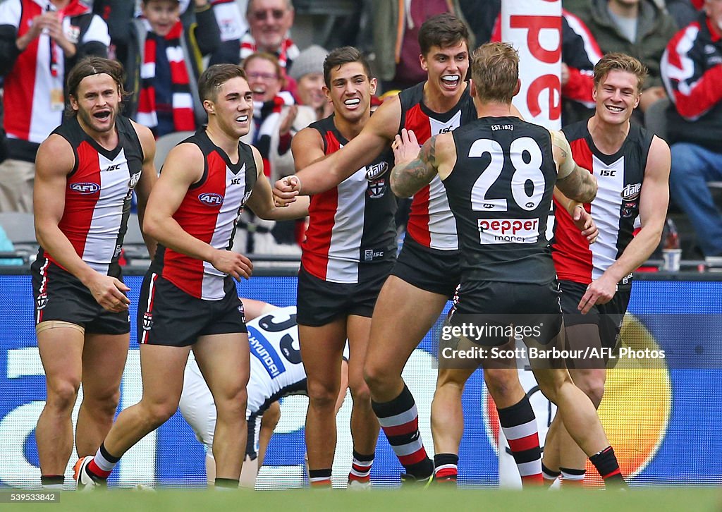 AFL Rd 12 - St Kilda v Carlton
