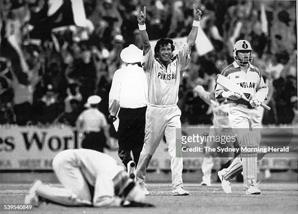 Imran Khan in the 92 World Cup, 27 March 1992. SMH Picture by CRAIG GOLDING