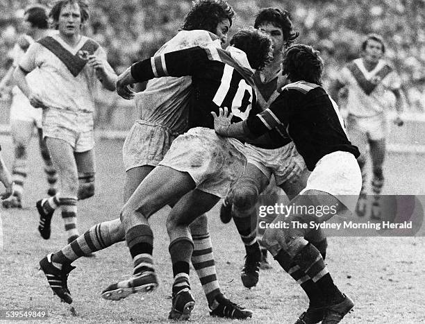 539 1975 Rugby League Stock Photos, HighRes Pictures, and Images