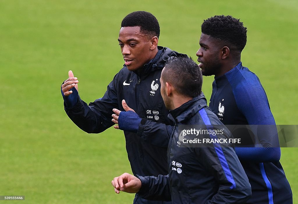 FBL-EURO-2016-FRA-TRAINING