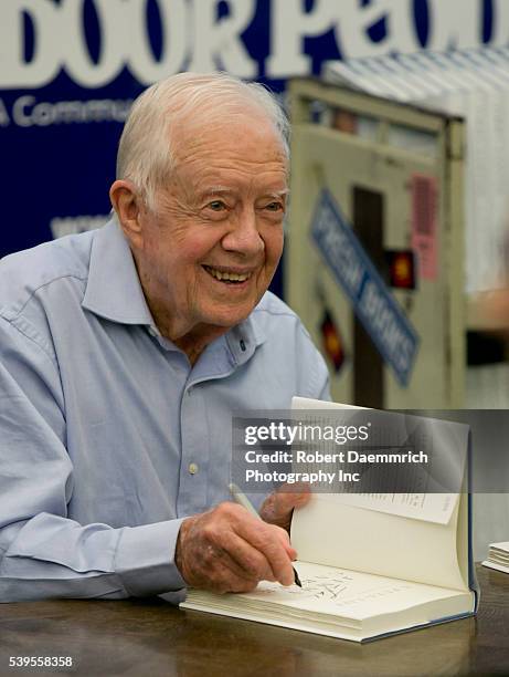 Jimmy Carter Nobel Photos and Premium High Res Pictures - Getty Images