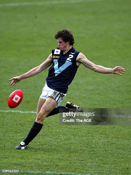 Vic Metro Marc Murphy in action at Skilled Stadium. 7 July 2004 THE AGE SPORT Picture by SEBASTIAN COSTANZO