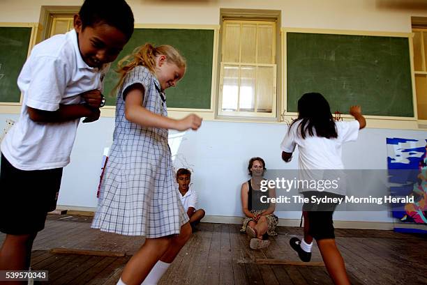 Artist in Residence Caroline Rothwell in her art space at Bondi Public School on 14 March 2004 which she will use to teach the kids Dion Narayan,...