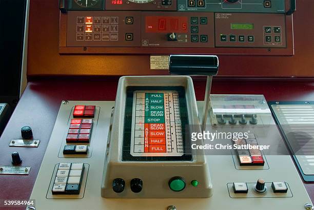 engine control lever on bridge of container ship - lever stock pictures, royalty-free photos & images