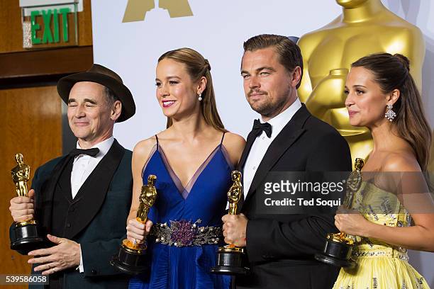 88th Academy Awards press room Leonardo DiCaprio, Brie Larson, Mark Rylance, and Alicia Vikander.