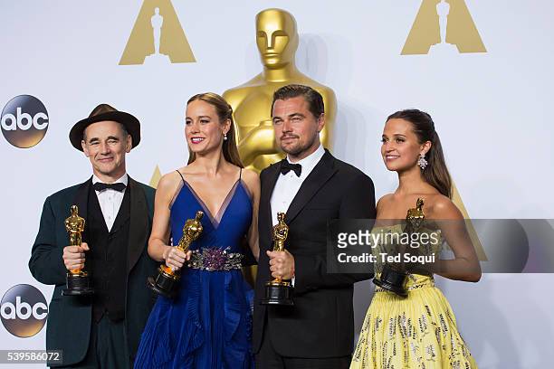 88th Academy Awards press room Leonardo DiCaprio, Brie Larson, Mark Rylance, and Alicia Vikander.