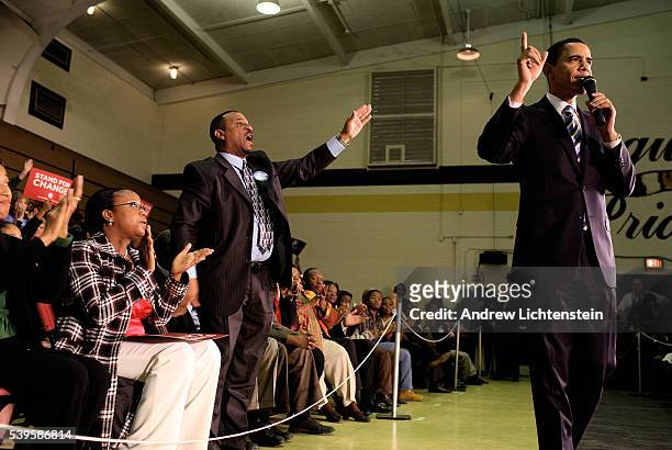 At a school gym in South Carolina, Senator Barack Obama campaigns for President during the week leading up to the state's Democratic Party primary. |...