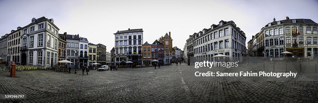 The Square of Mons