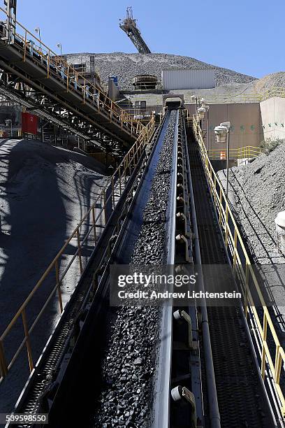 Conveyor belt is used to move crushed rocks at the Ray Copper Mine. The small mining communities of Kearny and Hayden Arizona are in the heart of the...