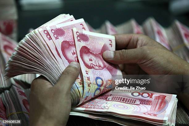 Taian Rmb Rmb Investment Photos and Premium High Res Pictures - Getty Images