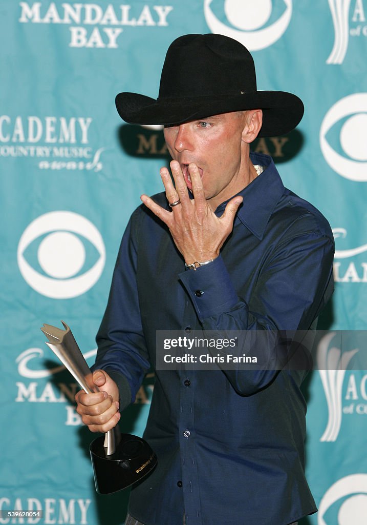 2005 Academy of Country Music Awards - Press Room