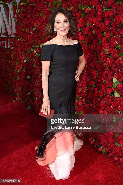 Actress Andrea Martin attends the 70th Annual Tony Awards at The Beacon Theatre on June 12, 2016 in New York City.