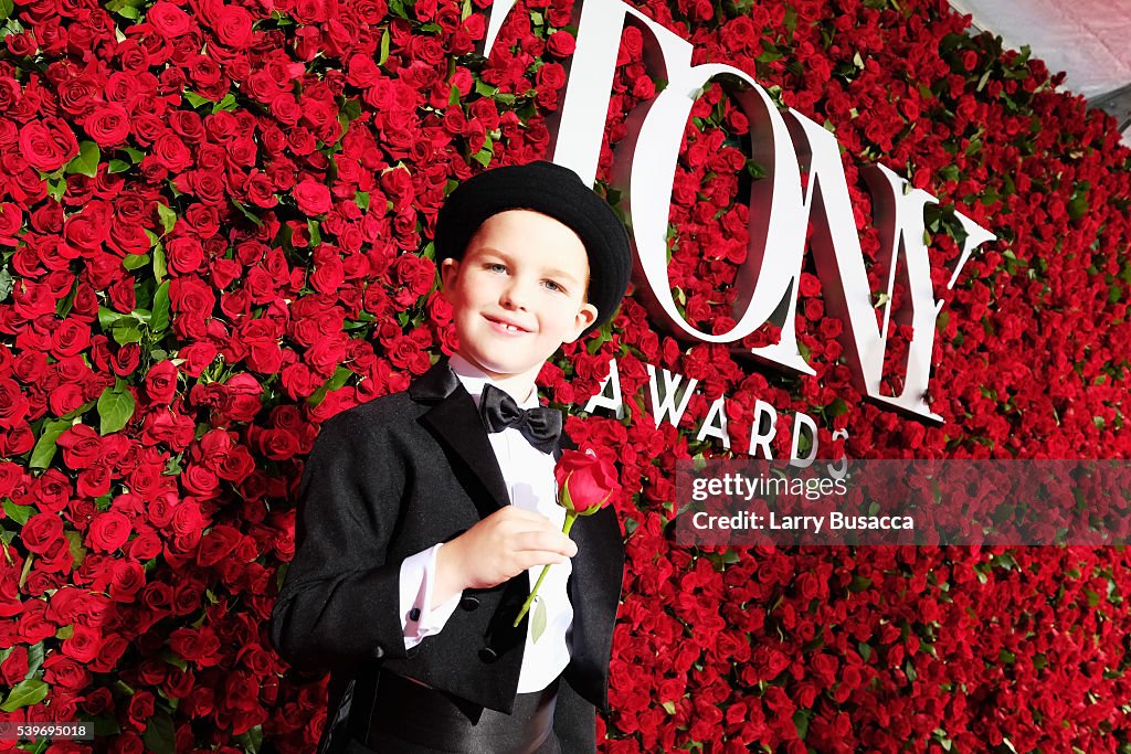 2016 Tony Awards - Red Carpet