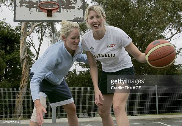 Shelley Hammonds tries to get around her flat mate Carly Wilson in a friendly bit of play. 13th Jan 2006 THE AGE Picture by MICHAEL CLAYTON-JONES
