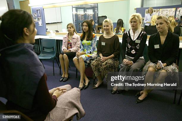 June Dally-Watkins School. Holiday students in the Fashion class, where you look at body shape, colour, 12 July 2005 SMH Picture by NATALIE BOOG