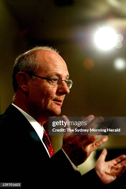 Tim Costello 53 Tim Costello Chats Photos & High Res Pictures - Getty Images