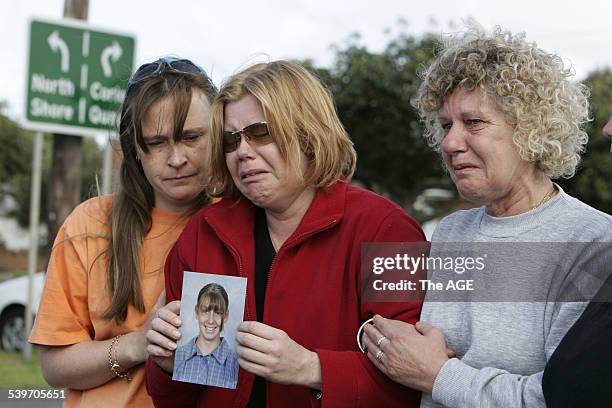 Kerry Stringer Sharon Railway Photos and Premium High Res Pictures - Getty Images