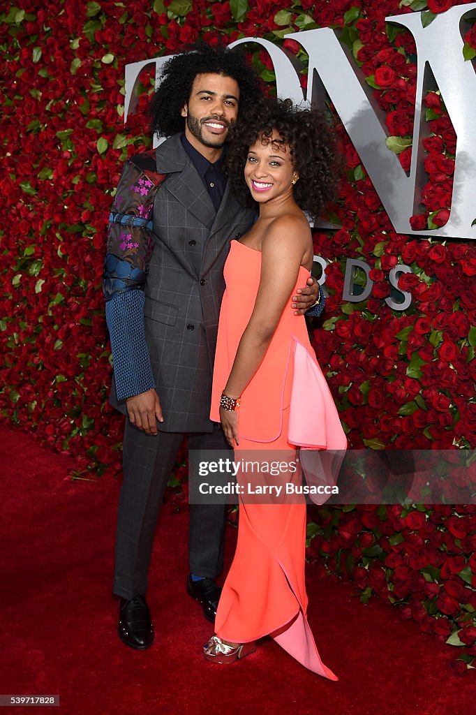 2016 Tony Awards - Red Carpet