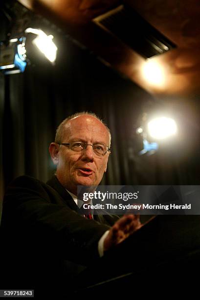 Tim Costello 53 Tim Costello Chats Photos & High Res Pictures - Getty Images