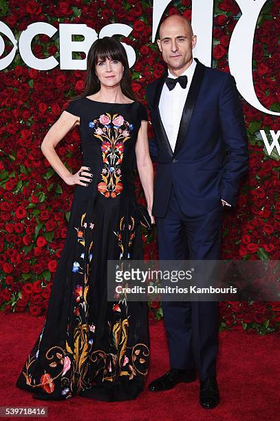 Liza Marshall and Mark Strong attend the 70th Annual Tony Awards at The Beacon Theatre on June 12, 2016 in New York City.