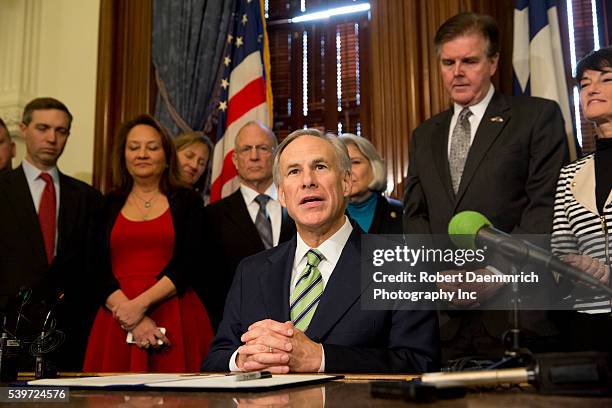 February 2nd, 2015 Austin, Texas USA: Texas Governor Greg Abbott signs proclamation declaring February 2nd, 2015 is to be Chris Kyle Day. Chris Kyle,...