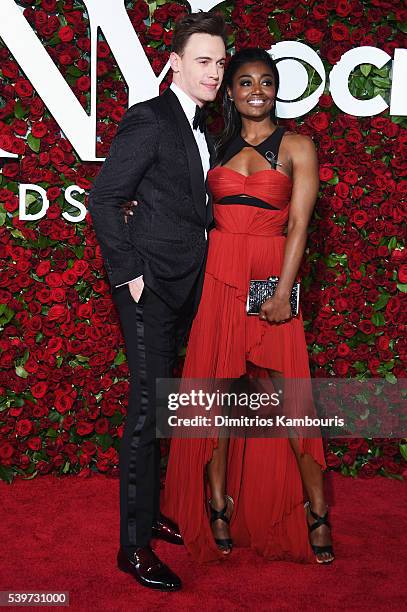 Erich Bergen and Patina Miller attend the 70th Annual Tony Awards at The Beacon Theatre on June 12, 2016 in New York City.