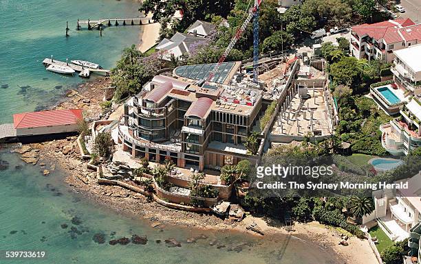 Aerial view of John Symond's Point Piper home, designed by architect Alex Tzannes, nearing completion, 14 November 2005. SMH Picture by ROBERT PEARCE
