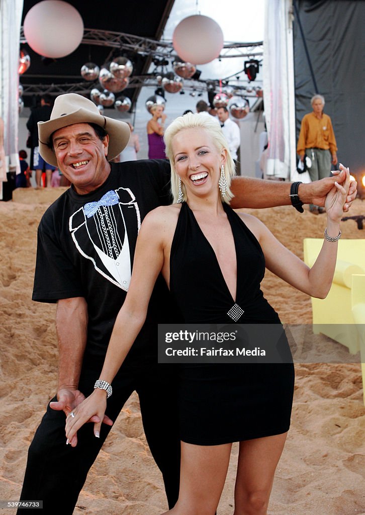 MOLLY MELDRUM and Alana Patience at Party of the week,Palm Beach, 232 January 2