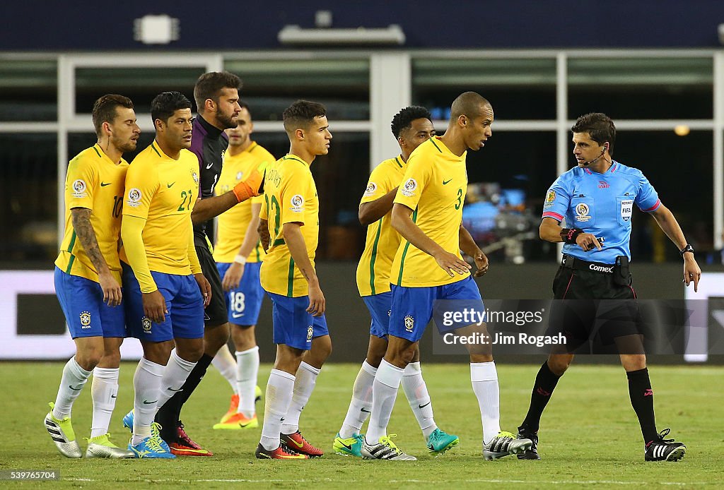 Brazil v Peru: Group B - Copa America Centenario