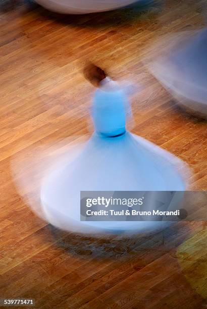 whirling dervishes, konya, turkey - sufi whirling stock pictures, royalty-free photos & images