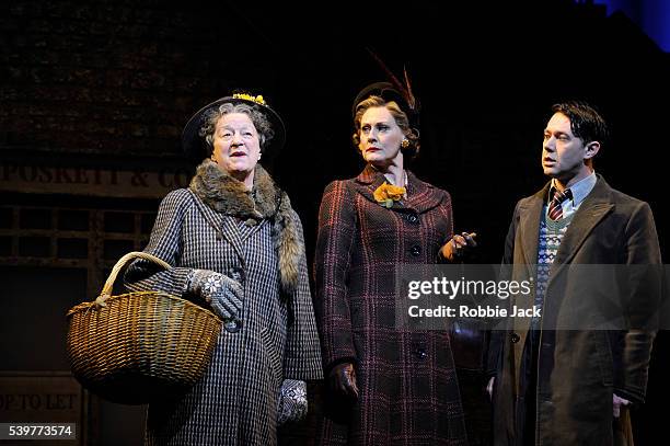 Anna Emery Photos and Premium High Res Pictures - Getty Images