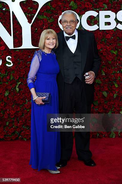 Actors Cecilia Hart and James Earl Jones attend the 70th Annual Tony Awards at The Beacon Theatre on June 12, 2016 in New York City.